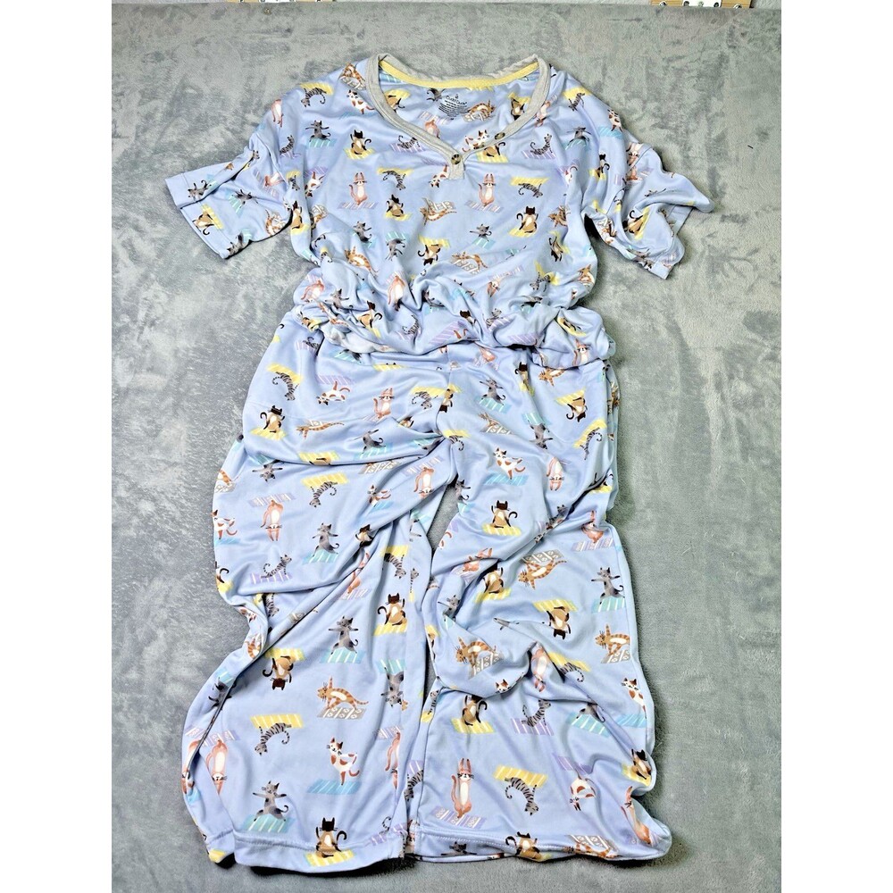 Cuddl Duds Yoga Kittens NWOT short sleeve crop pants womens sleepwear sz M cabin - Picture 2 of 7